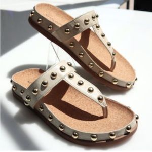 NWOT Kelsi Dagger Surface Sandals